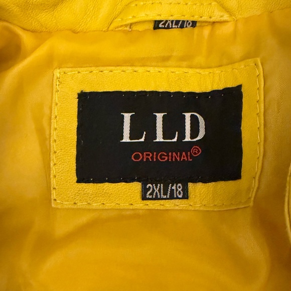 Genuine Leather Jacket in Yellow - Picture 3 of 8